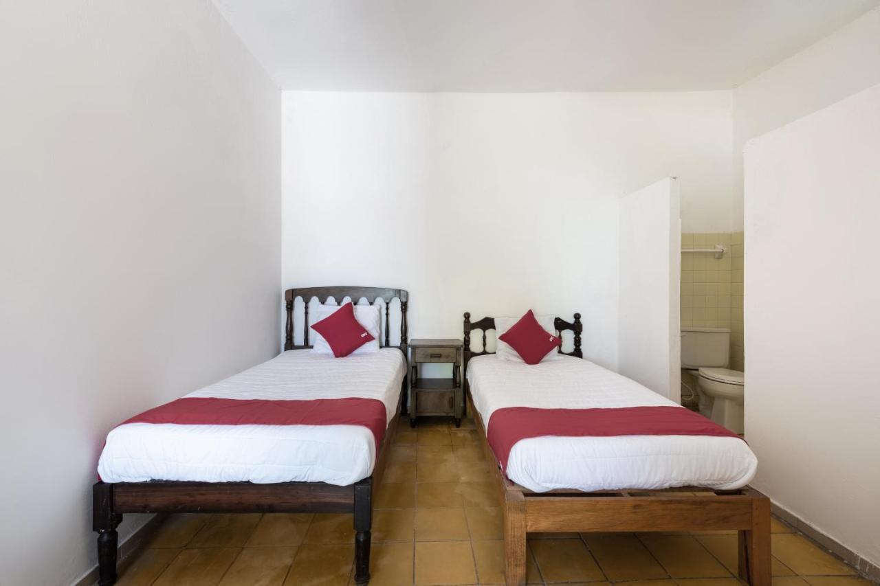 Oyo Hotel Las Palmas Cuyutlan Manzanillo Extérieur photo