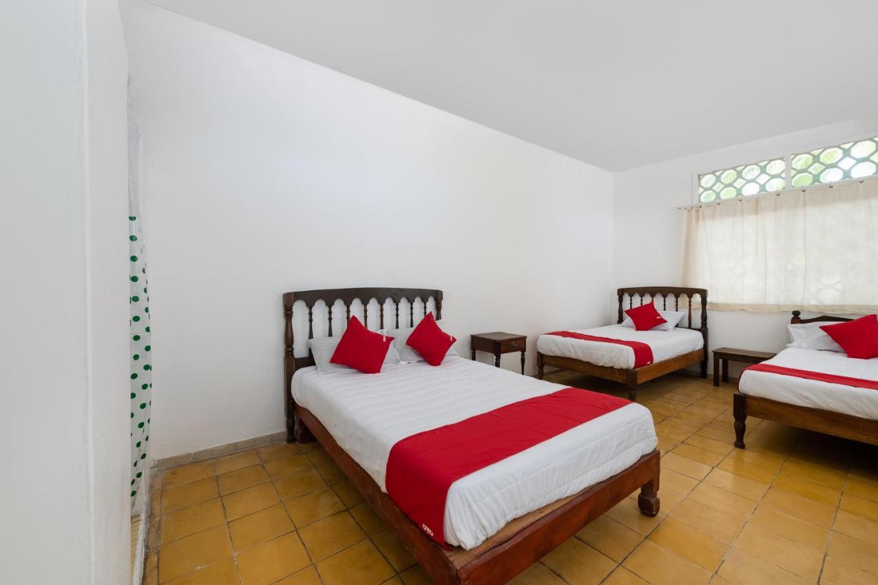 Oyo Hotel Las Palmas Cuyutlan Manzanillo Extérieur photo