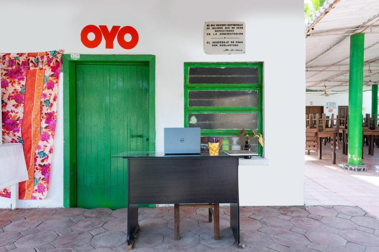 Oyo Hotel Las Palmas Cuyutlan Manzanillo Extérieur photo