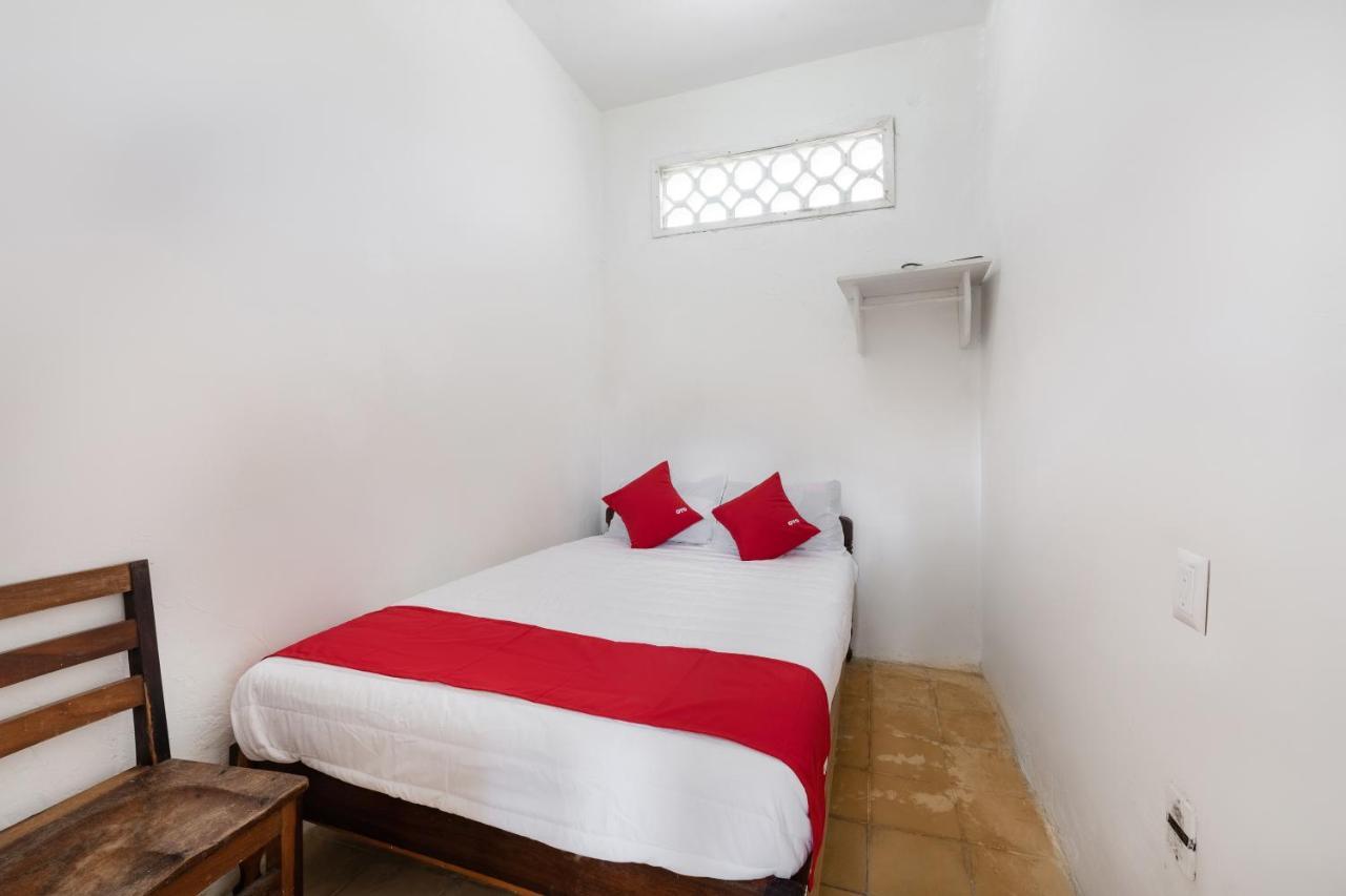 Oyo Hotel Las Palmas Cuyutlan Manzanillo Extérieur photo
