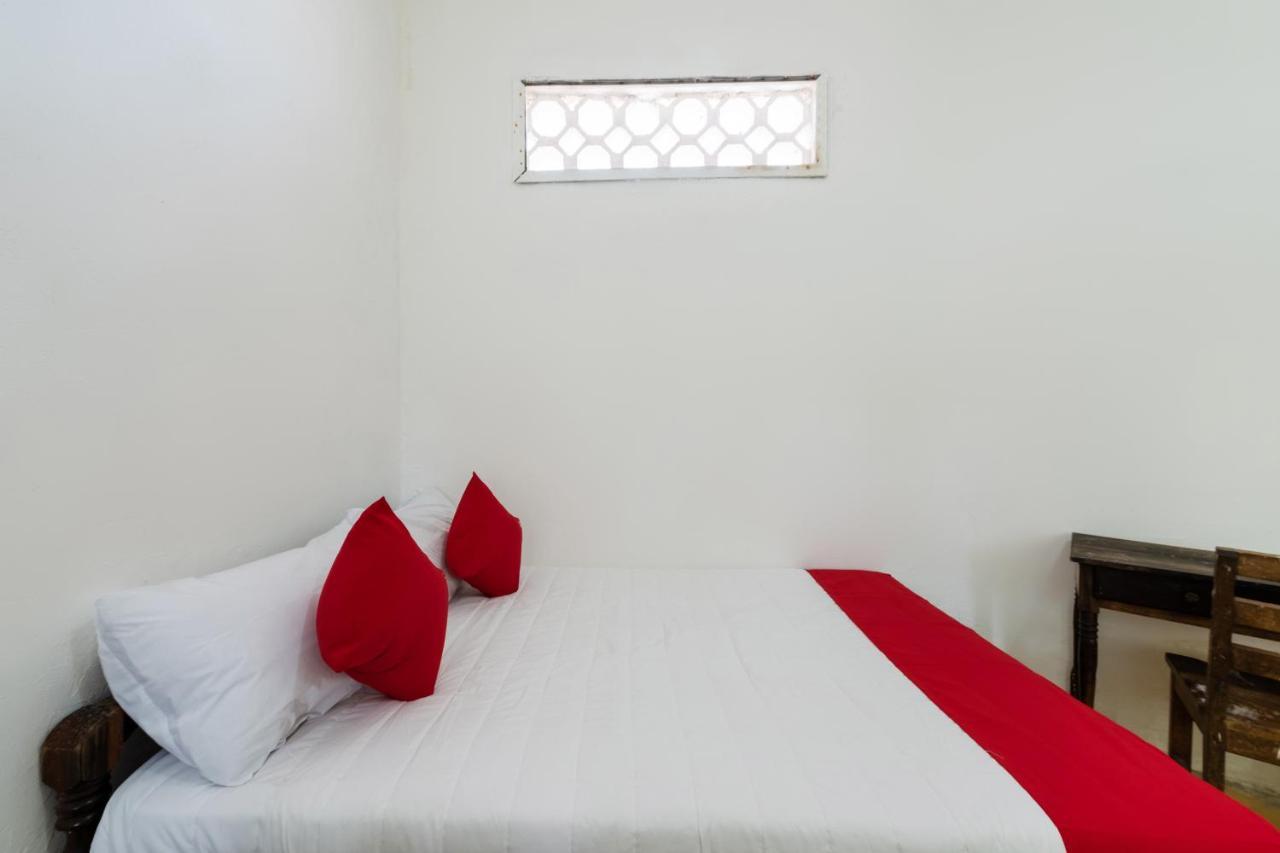 Oyo Hotel Las Palmas Cuyutlan Manzanillo Extérieur photo